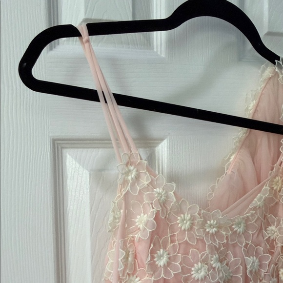 Vintage 2 piece Pink Sheer lingerie set with Floral Lace-Lord and Taylor - Picture 5 of 9